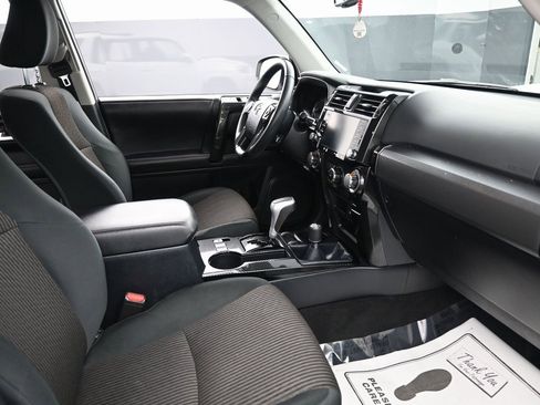 Used 2024 Toyota 4Runner TRD Off-Road image 36