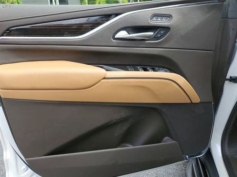 Certified 2023 Cadillac Escalade Premium Luxury AWD/4WD image 41