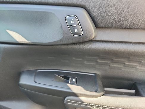 Certified 2024 Ford Ranger XLT w/ FX4 Off-Road Package image 33