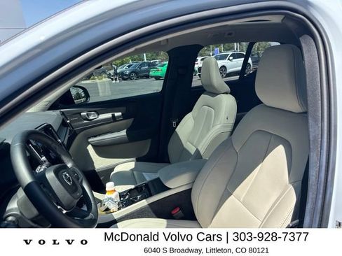 Used 2025 Volvo XC40 B5 Ultra w/ Protection Package AWD/4WD image 8