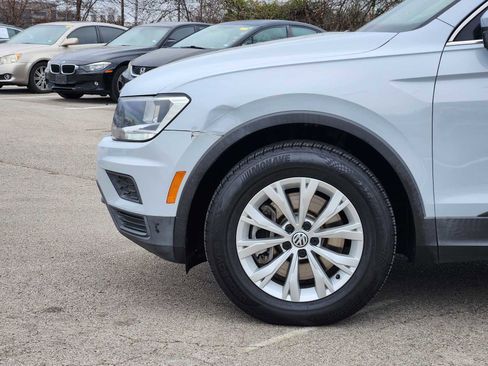 Used 2019 Volkswagen Tiguan SE w/ Panoramic Sunroof Package image 8