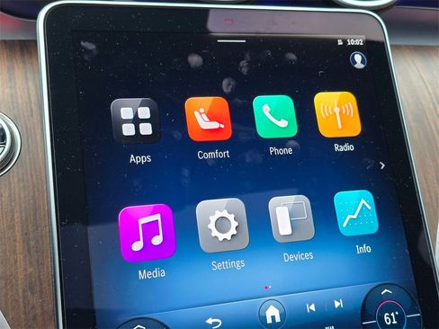 Used 2025 Mercedes-Benz C 300 4MATIC Sedan image 29