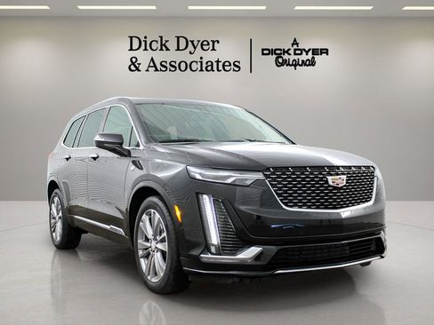 Used 2023 Cadillac XT6 Premium Luxury AWD/4WD image 1