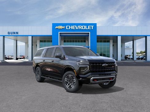 New 2026 Chevrolet Suburban Z71 w/ Comfort Package AWD/4WD image 1