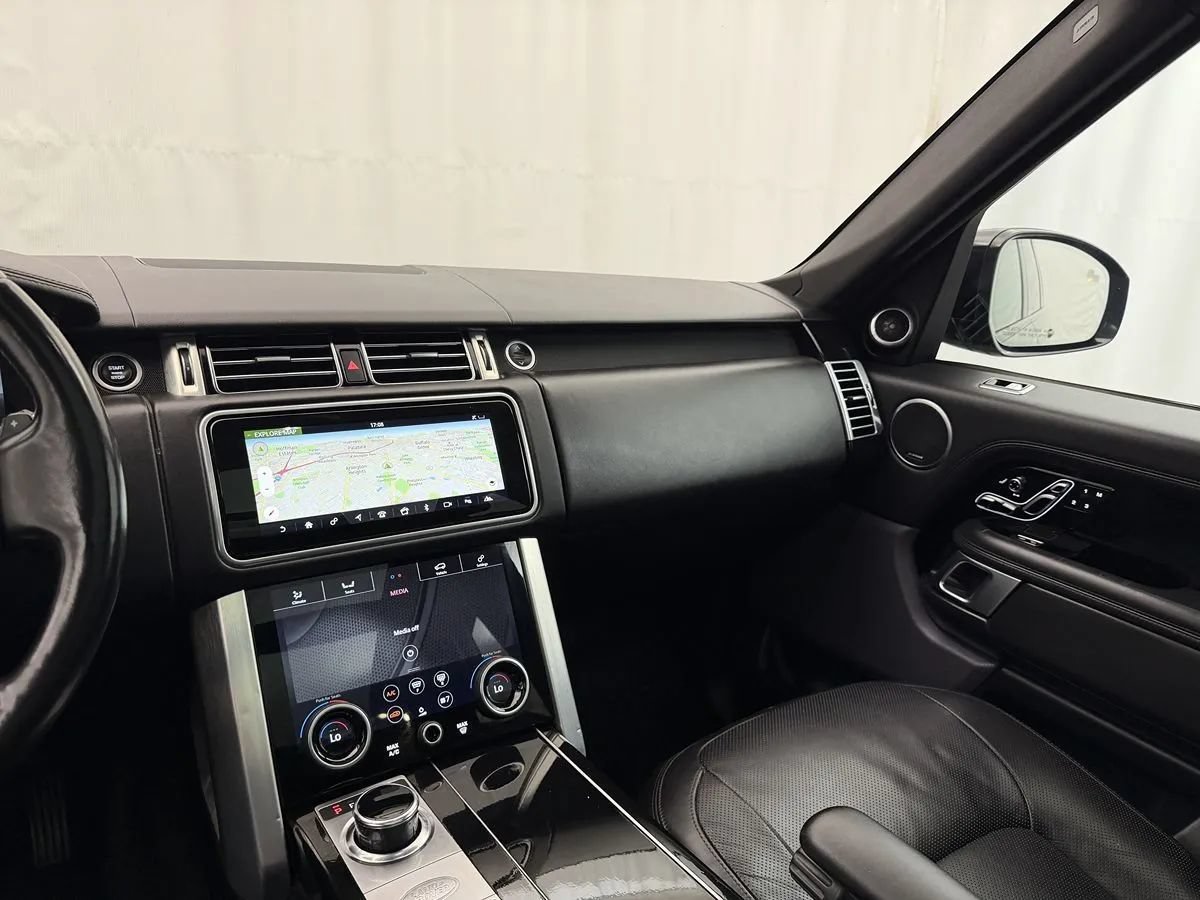 Used 2020 Land Rover Range Rover HSE AWD/4WD image 22