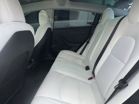 Used 2022 Tesla Model 3 Performance AWD/4WD image 15
