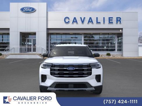 Used 2026 Ford Explorer Active AWD/4WD image 6