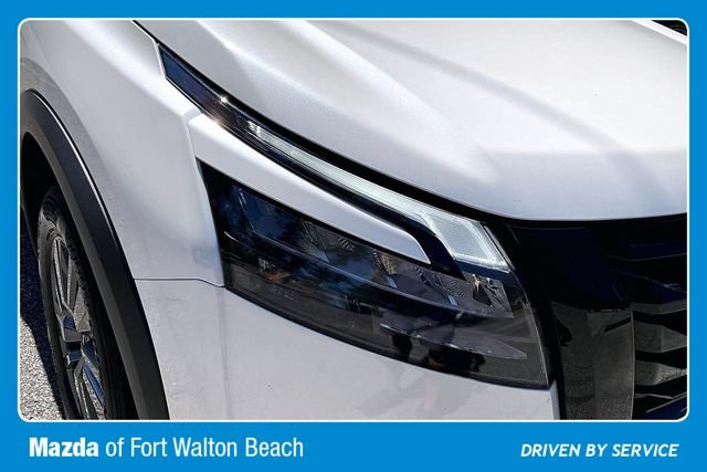 Used 2024 Nissan Pathfinder SV AWD/4WD image 31
