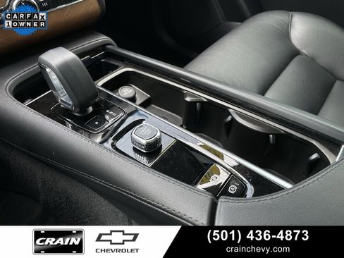 Used 2023 Volvo XC90 B6 Plus image 22