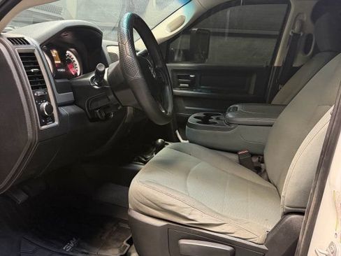 Used 2017 RAM 2500 Tradesman w/ Chrome Appearance Group AWD/4WD image 30