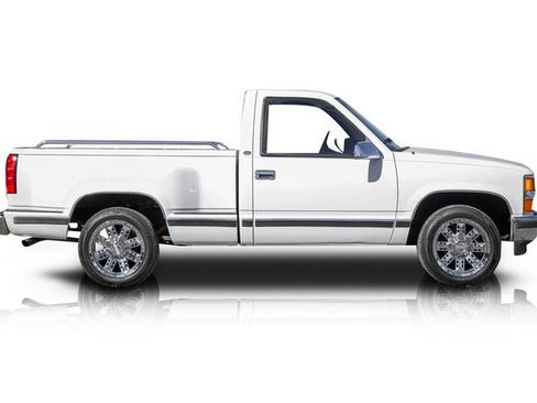 Used 1989 Chevrolet Silverado 1500 2WD Regular Cab image 2
