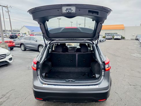 Used 2022 Nissan Rogue Sport SV image 47