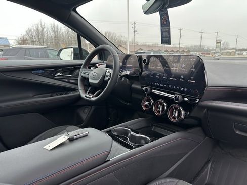 New 2026 Chevrolet Blazer EV RS image 9