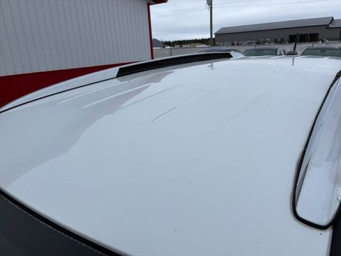 Used 2017 Buick Enclave Leather AWD/4WD image 12