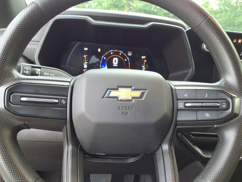 Used 2023 Chevrolet Colorado W/T RWD image 27