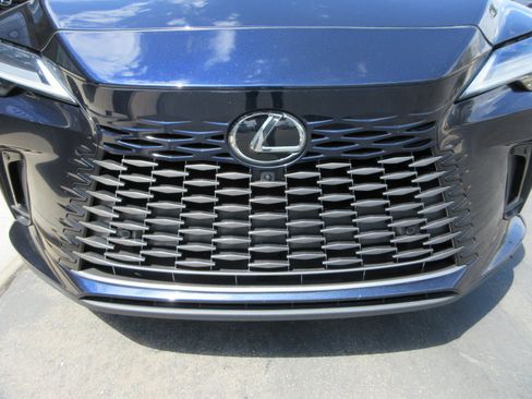 Used 2024 Lexus RX 350 AWD w/ Convenience Package image 15