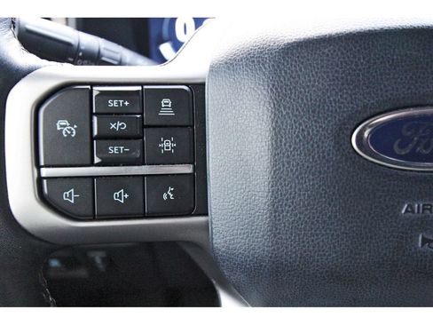 Used 2024 Ford Expedition Limited AWD/4WD image 18