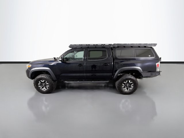Used 2020 Toyota Tacoma TRD Off-Road AWD/4WD image 4