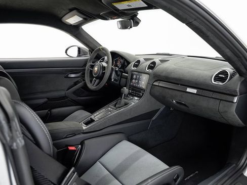 Used 2023 Porsche 718 Cayman GT4 RS image 20