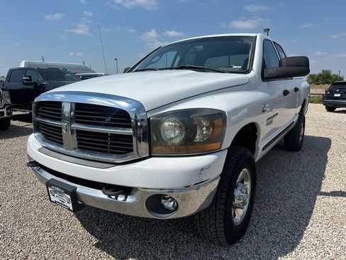 Used 2006 Dodge Ram 2500 Truck SLT w/ Quad Cab Big Horn Value Group AWD/4WD image 4