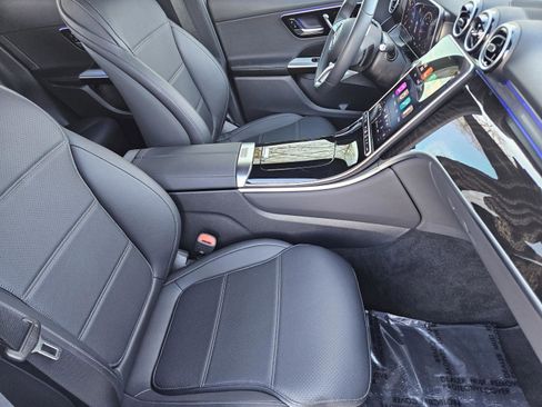 Certified 2025 Mercedes-Benz GLC 300 300 image 6