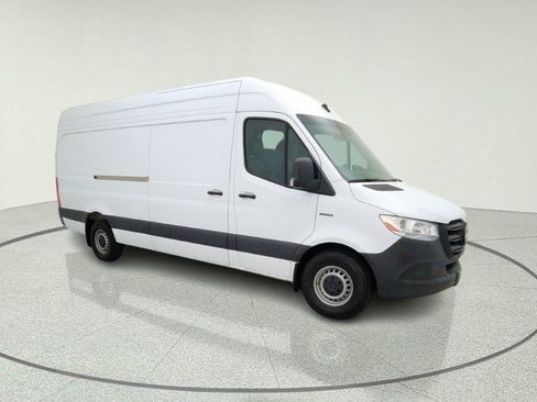 Used 2024 Mercedes-Benz eSprinter 170 Cargo image 5