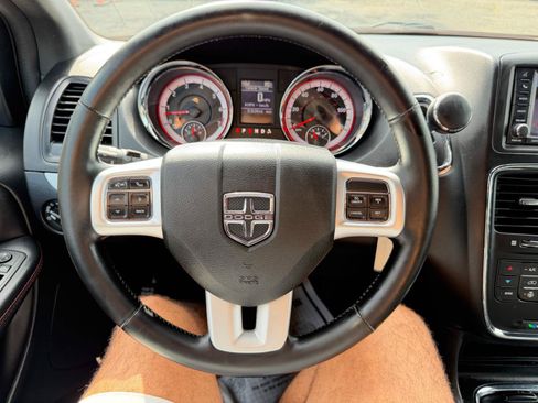 Used 2020 Dodge Grand Caravan GT FWD image 63