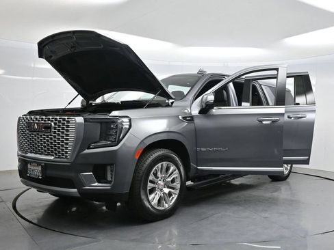 Used 2022 GMC Yukon XL Denali AWD/4WD image 48