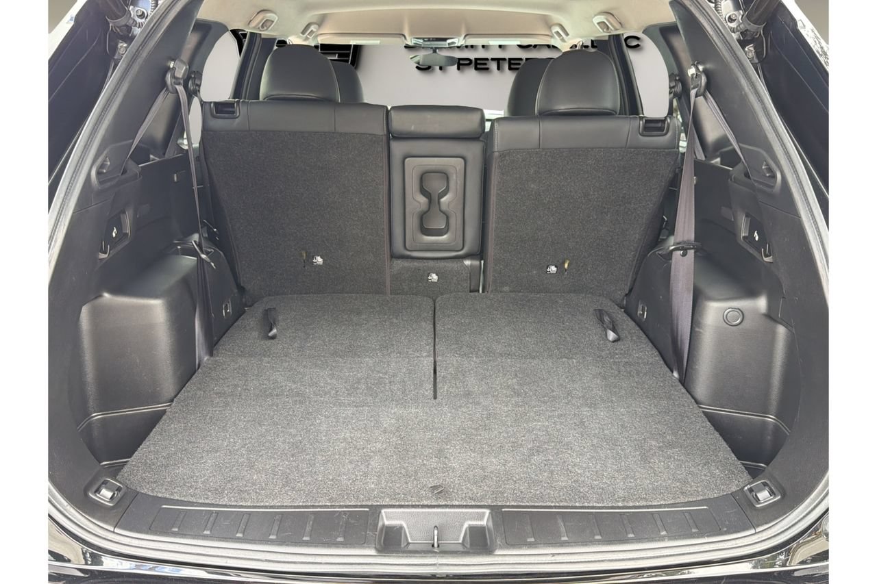 Used 2025 Mitsubishi Outlander SE FWD image 19