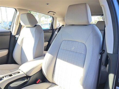 Certified 2024 Honda HR-V LX image 18