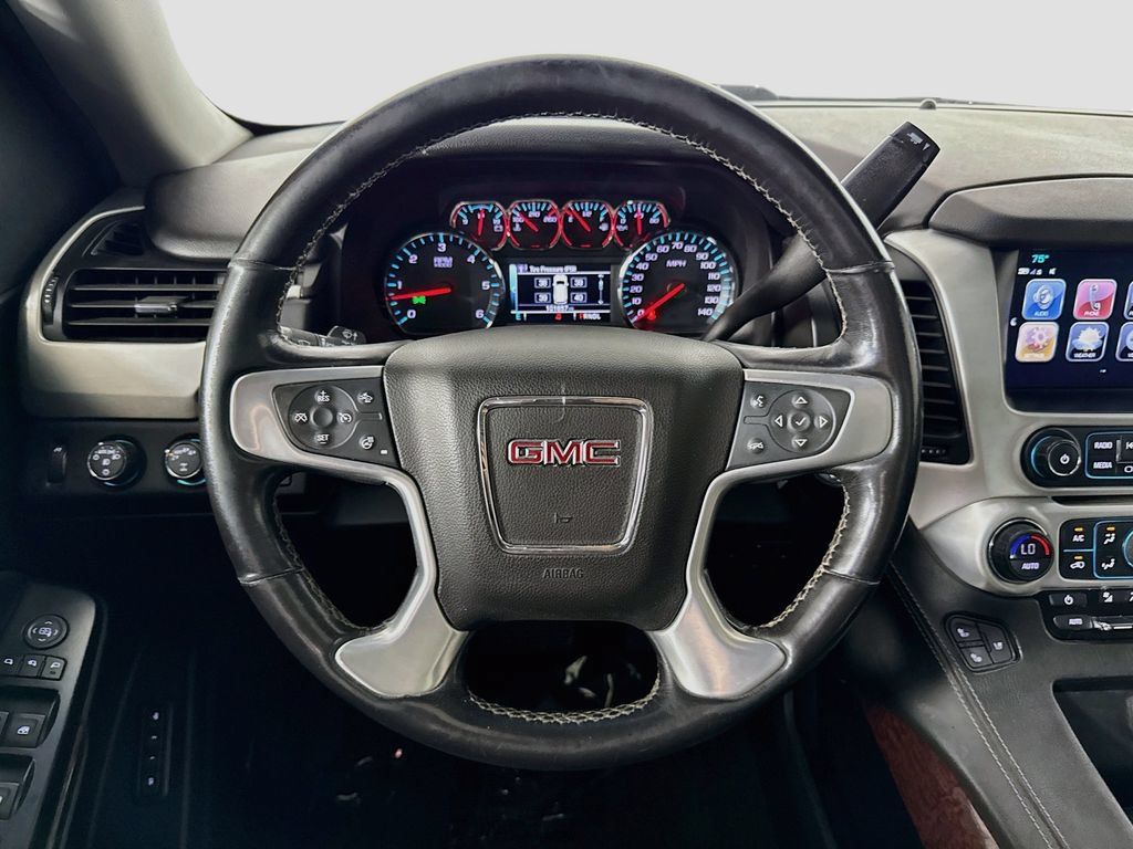 Used 2020 GMC Yukon XL SLT w/ Open Road Package AWD/4WD image 11