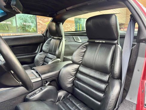 Used 1990 Chevrolet Corvette Coupe image 58