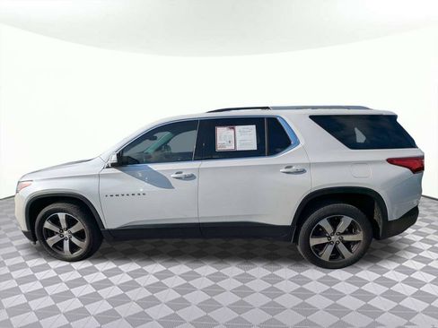 Used 2018 Chevrolet Traverse LT FWD image 6