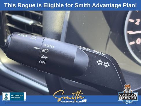 Used 2023 Nissan Rogue SV image 17