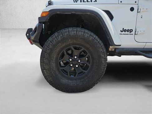 Used 2021 Jeep Gladiator Sport AWD/4WD image 24