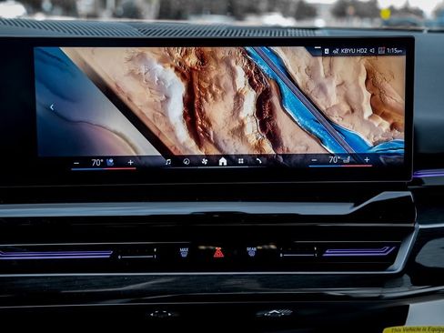 Used 2026 BMW 530i xDrive w/ M Sport Package image 13