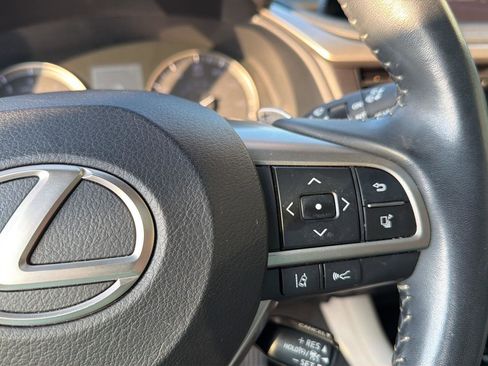 Certified 2022 Lexus RX 350 FWD w/ Premium Package image 22