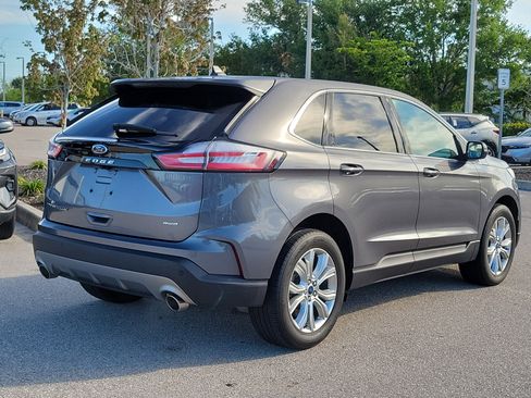 Used 2022 Ford Edge Titanium AWD/4WD image 6