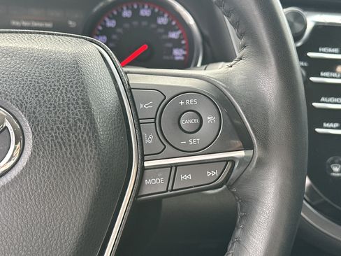 Used 2020 Toyota Camry XSE image 27