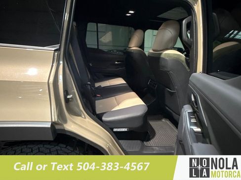 Used 2026 Lexus GX 550 AWD/4WD image 36