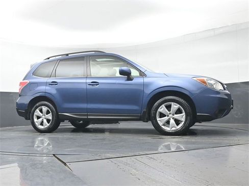 Used 2014 Subaru Forester 2.5i Limited image 33