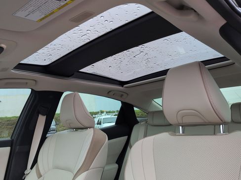 Used 2024 Toyota Crown Limited w/ Advanced Technology Package image 19