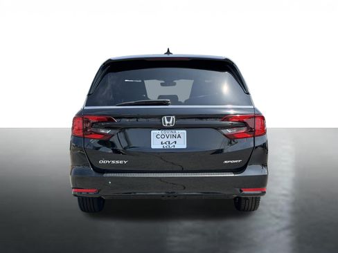 Used 2024 Honda Odyssey Sport image 7
