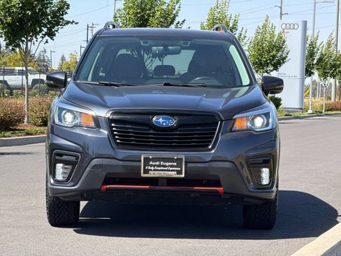 Used 2019 Subaru Forester Sport w/ Popular Package #2 AWD/4WD image 8