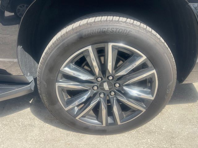 Used 2022 Cadillac Escalade ESV Sport RWD image 5