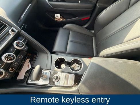 Used 2023 Genesis G70 2.0T RWD image 14