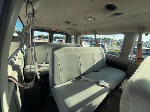 Used 2007 Ford E-350 and Econoline 350 XLT image 26