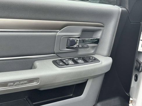 Used 2016 RAM 1500 Classic SLT image 13
