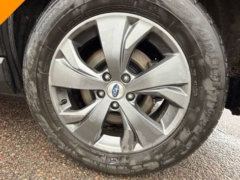 Used 2022 Subaru Ascent Premium w/ Convenience Package AWD/4WD image 32