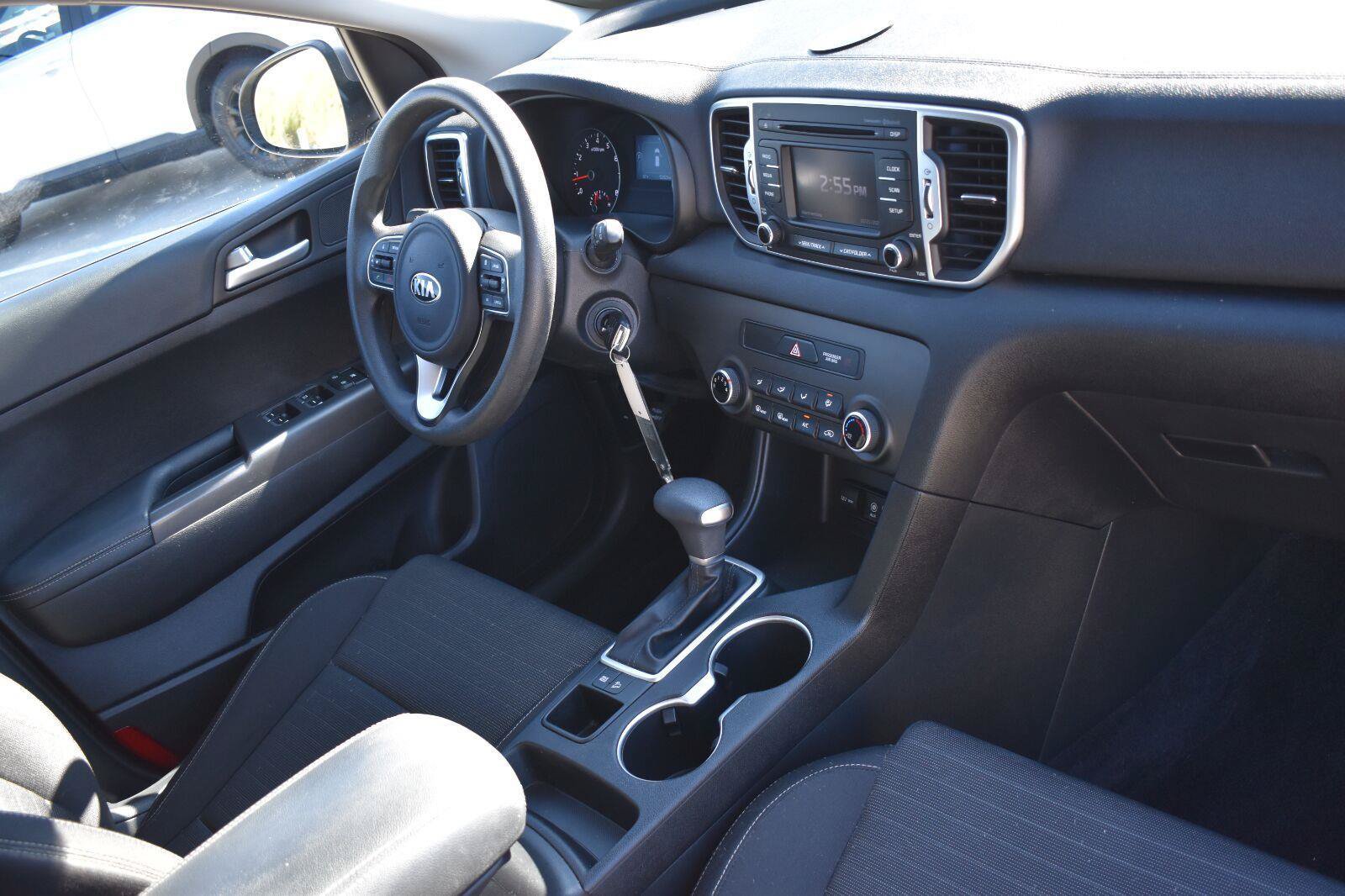 Used 2018 Kia Sportage LX FWD image 10